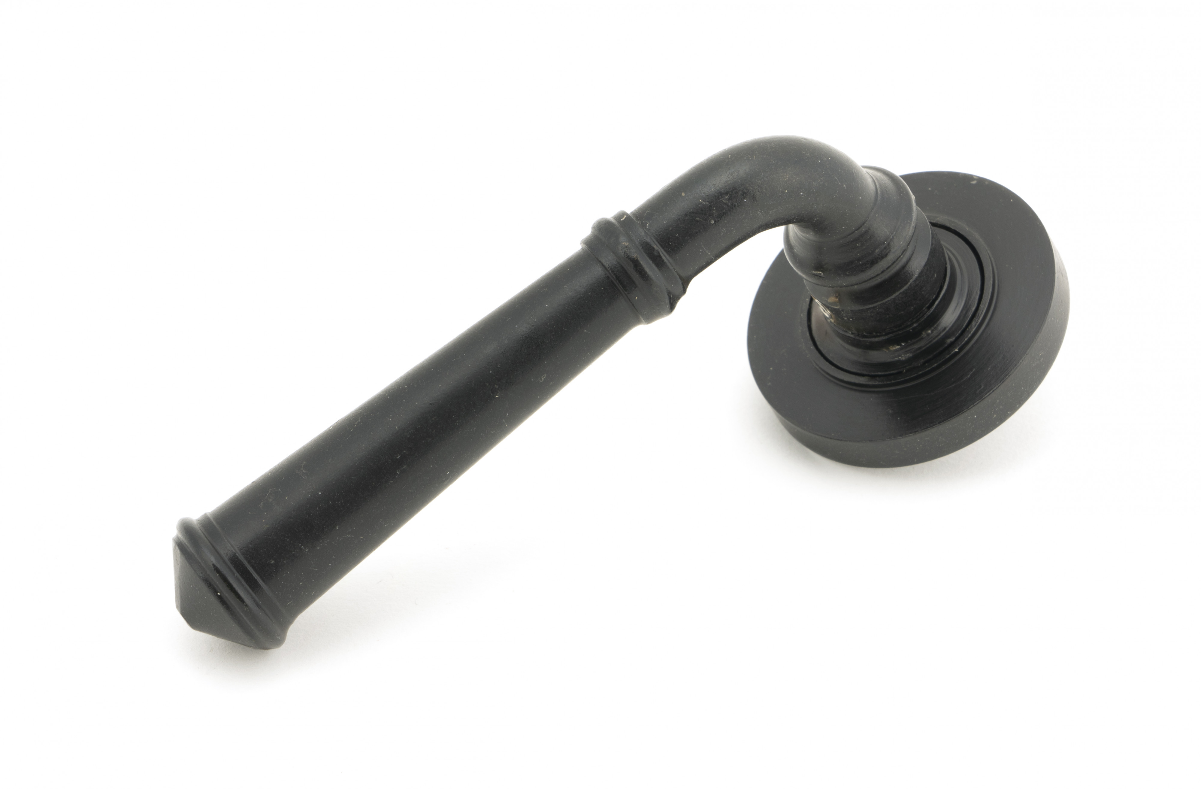 External Regency Lever on Plain Rose Set