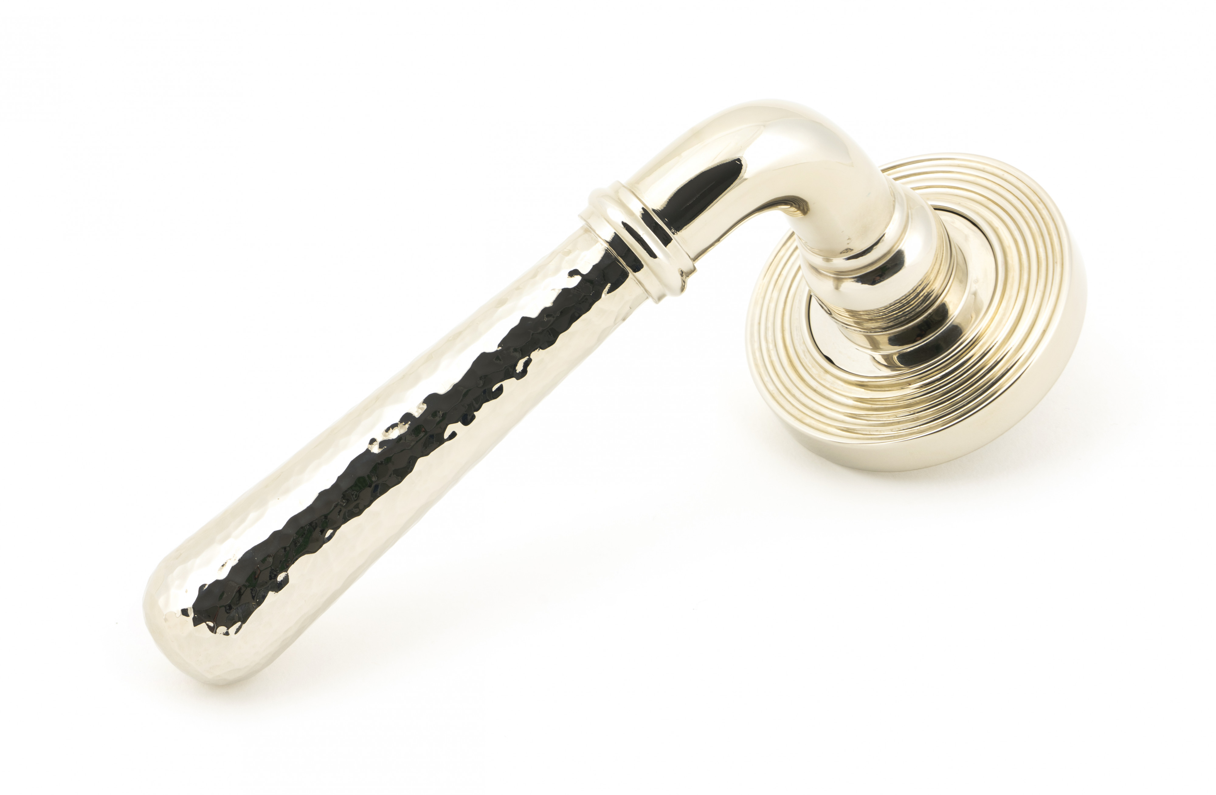 Newbury Lever on Beehive Rose Set