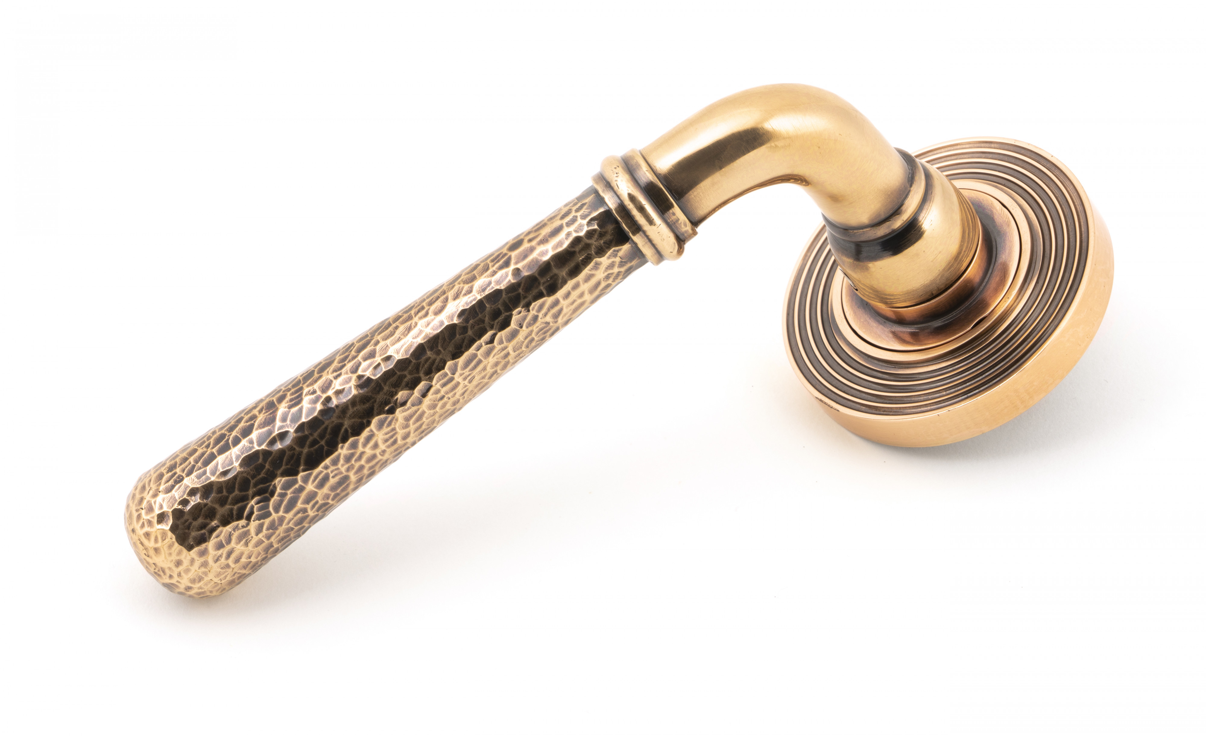Newbury Lever on Beehive Rose Set
