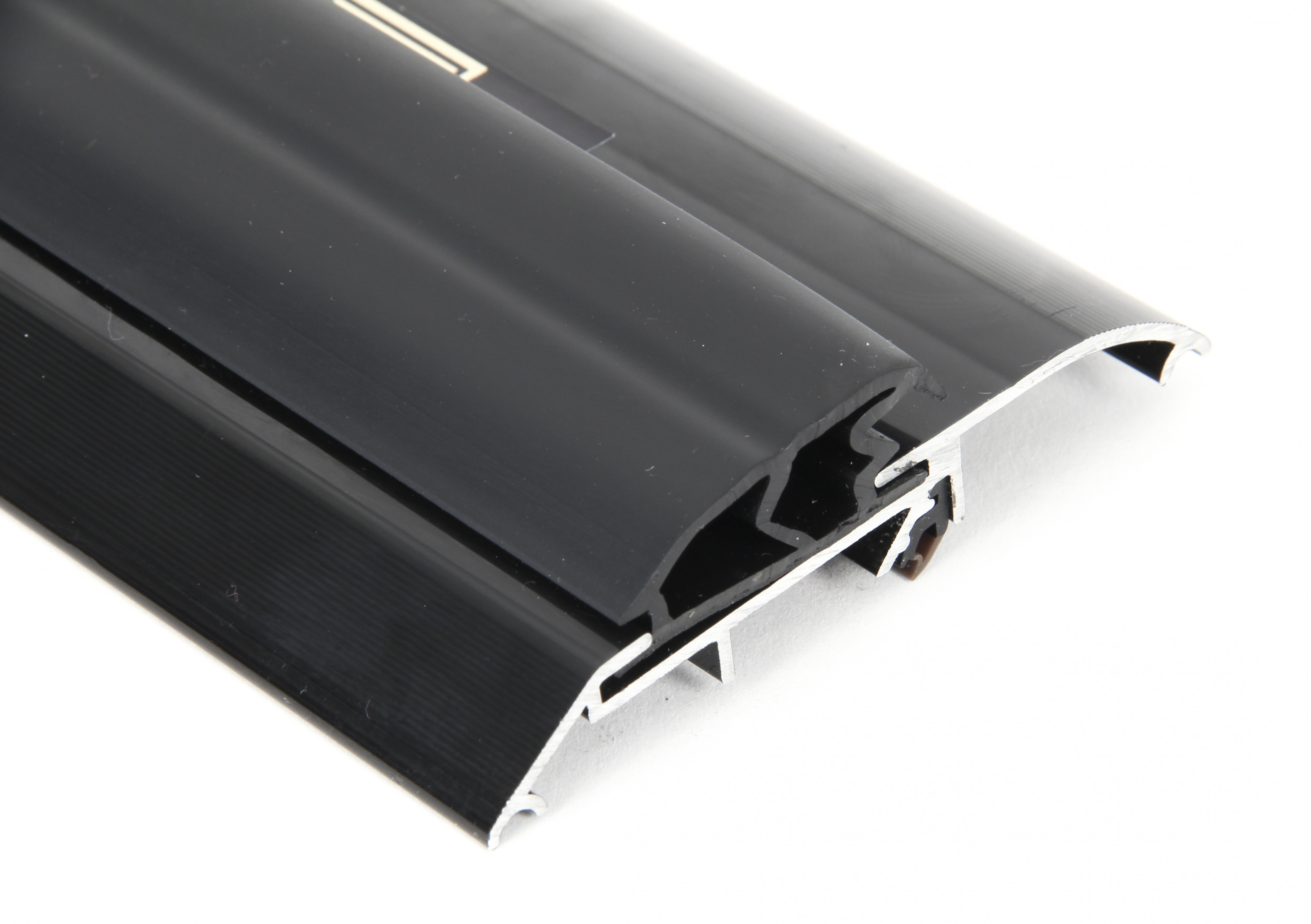 Threshex Sill - 933mm