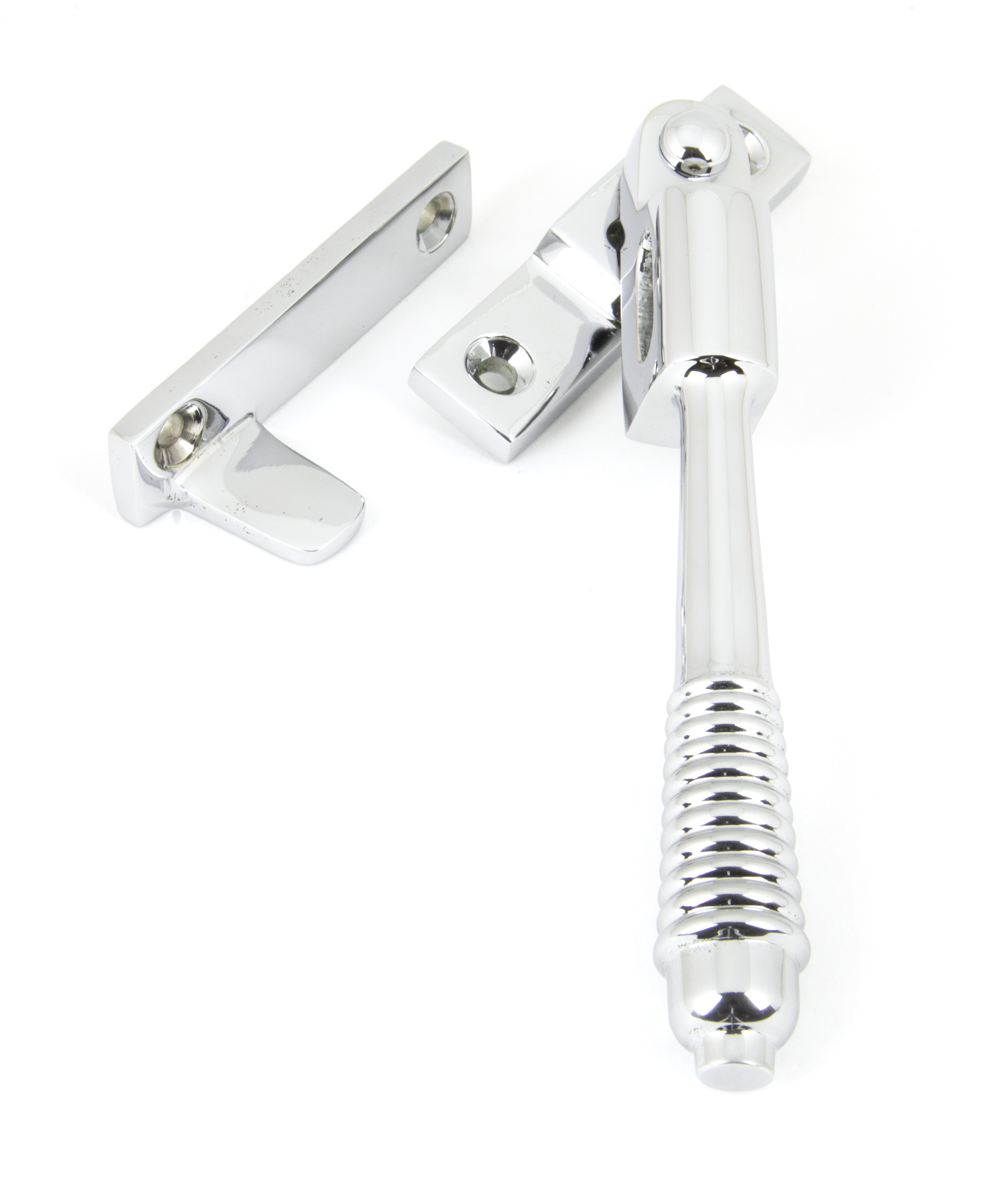 Night-Vent Locking Reeded Fastener