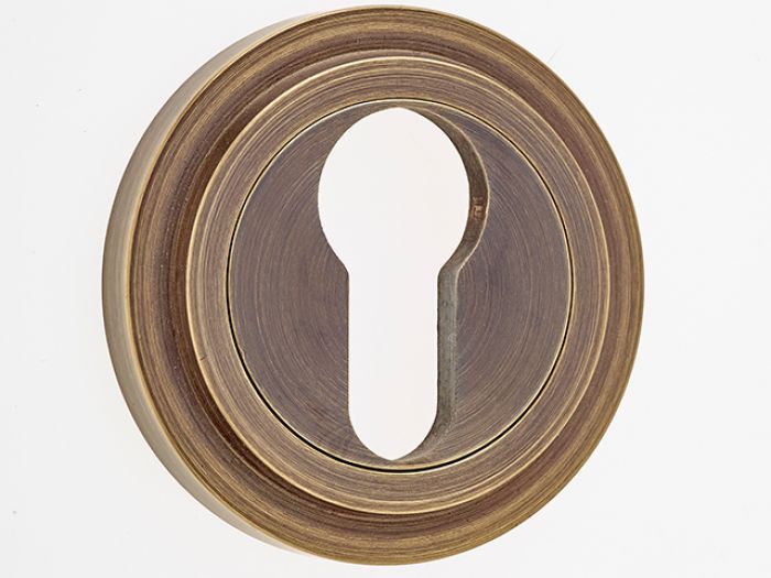 Döre Prestige Euro Profile Escutcheon on Stepped Rose