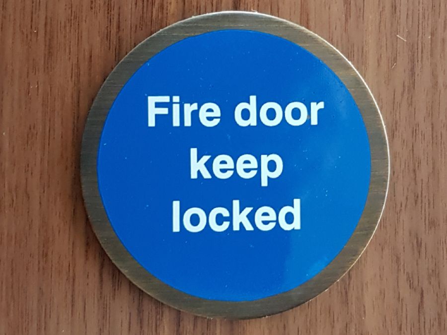 Door Sign 76mm Disc 'Fire Door Keep Locked' - Antique Brass
